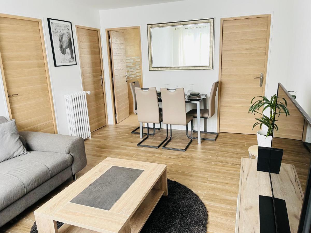 Appartement Spacieux クリシー＝ス＝ボワ エクステリア 写真
