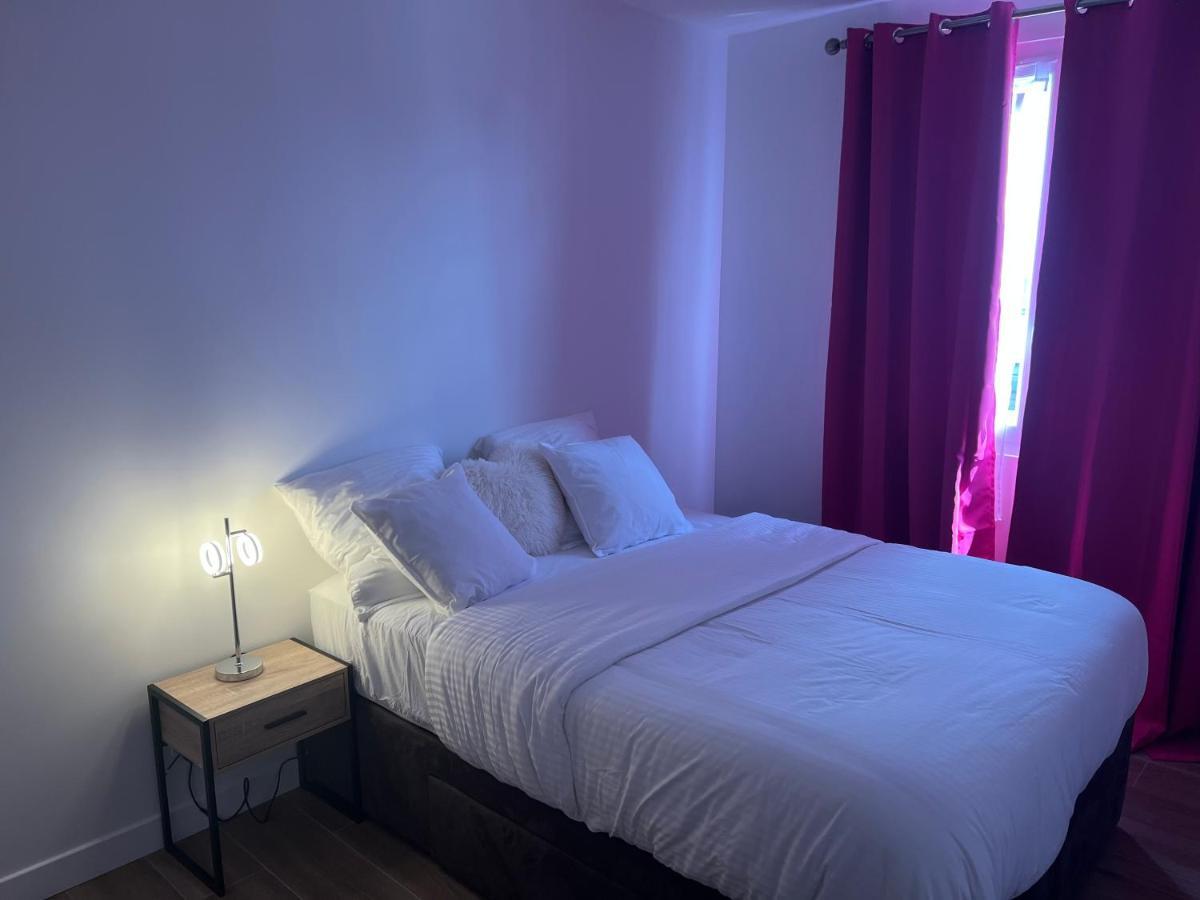 Appartement Spacieux クリシー＝ス＝ボワ エクステリア 写真