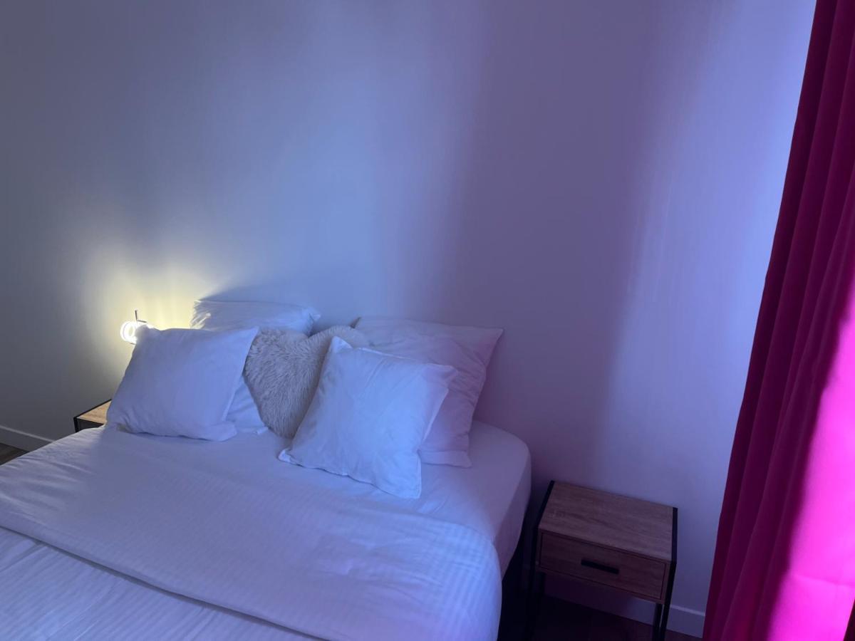 Appartement Spacieux クリシー＝ス＝ボワ エクステリア 写真